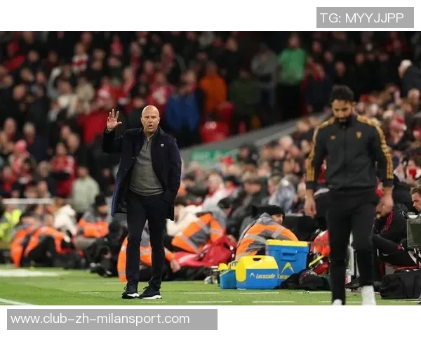 英超争冠形势紧张第2到第11名仅差4分竞争激烈